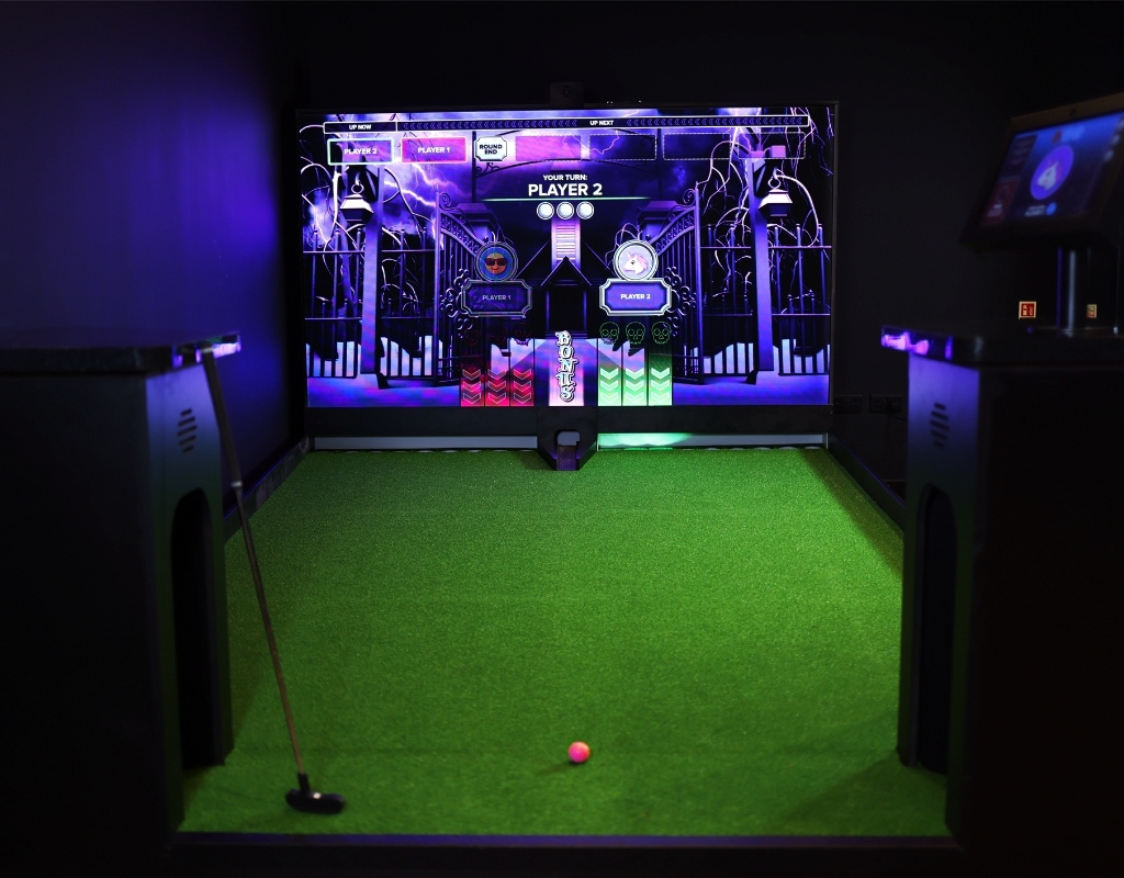 Interactive-Mini-Golf 2.jpg